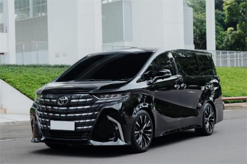 Toyota Alphard 商务车