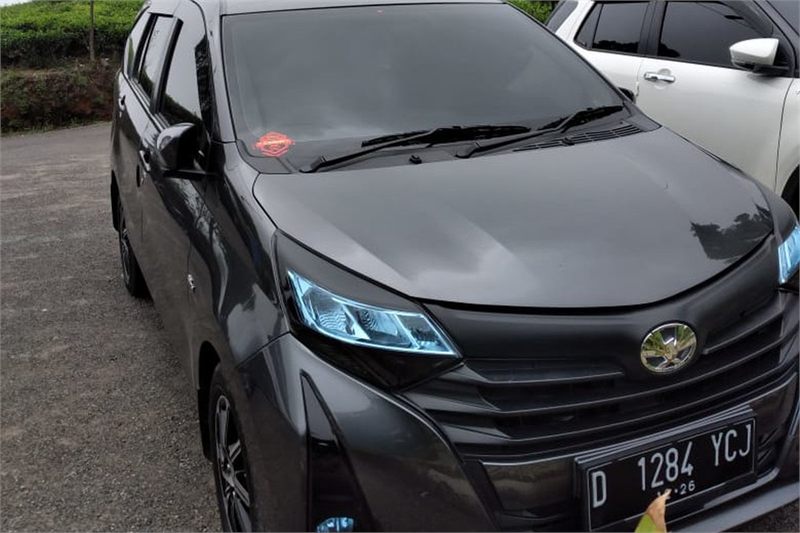 Daihatsu Sigra 五座车