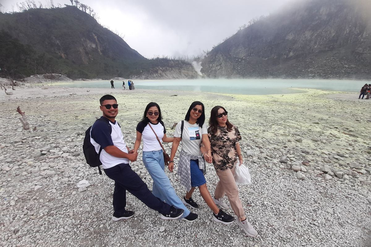 万隆白色火山湖 Kawah Putih 包车一日游